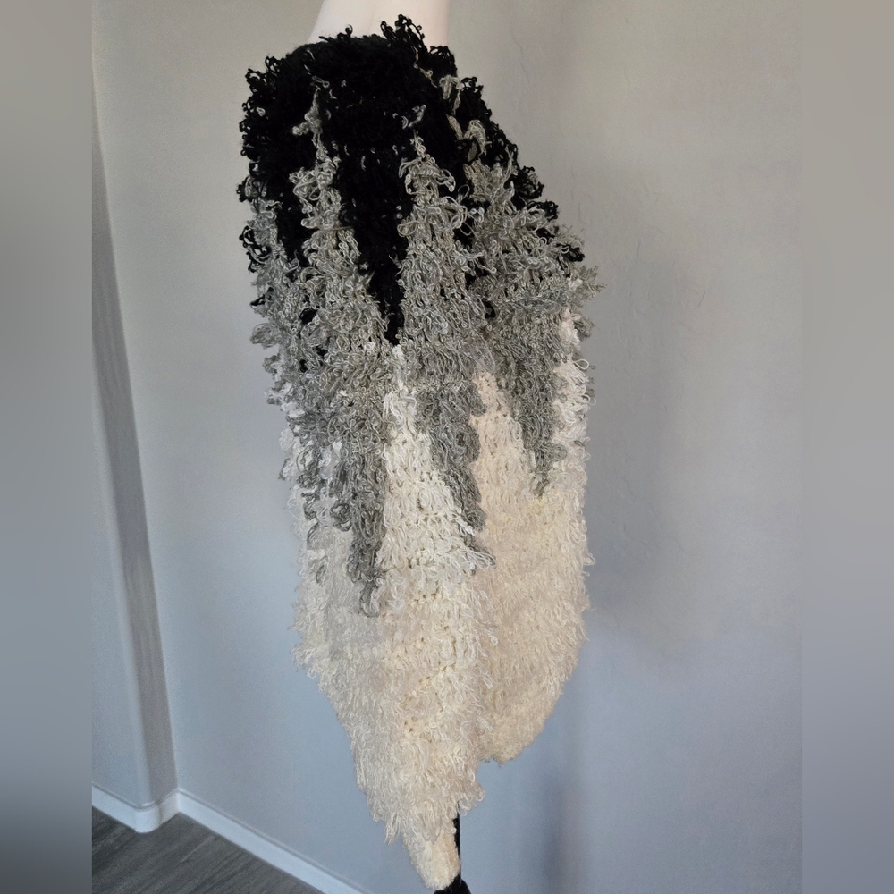 Answers By Riddles Fringe Boho Shaggy Colorblock … - image 5